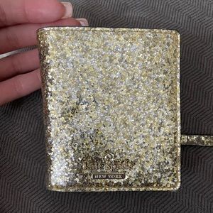 Small Kate spade wallet